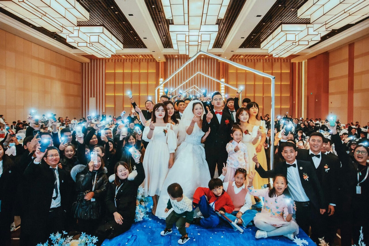 麗江全程婚禮大型策劃執(zhí)行就選麗江復(fù)華麗朗度假酒店；